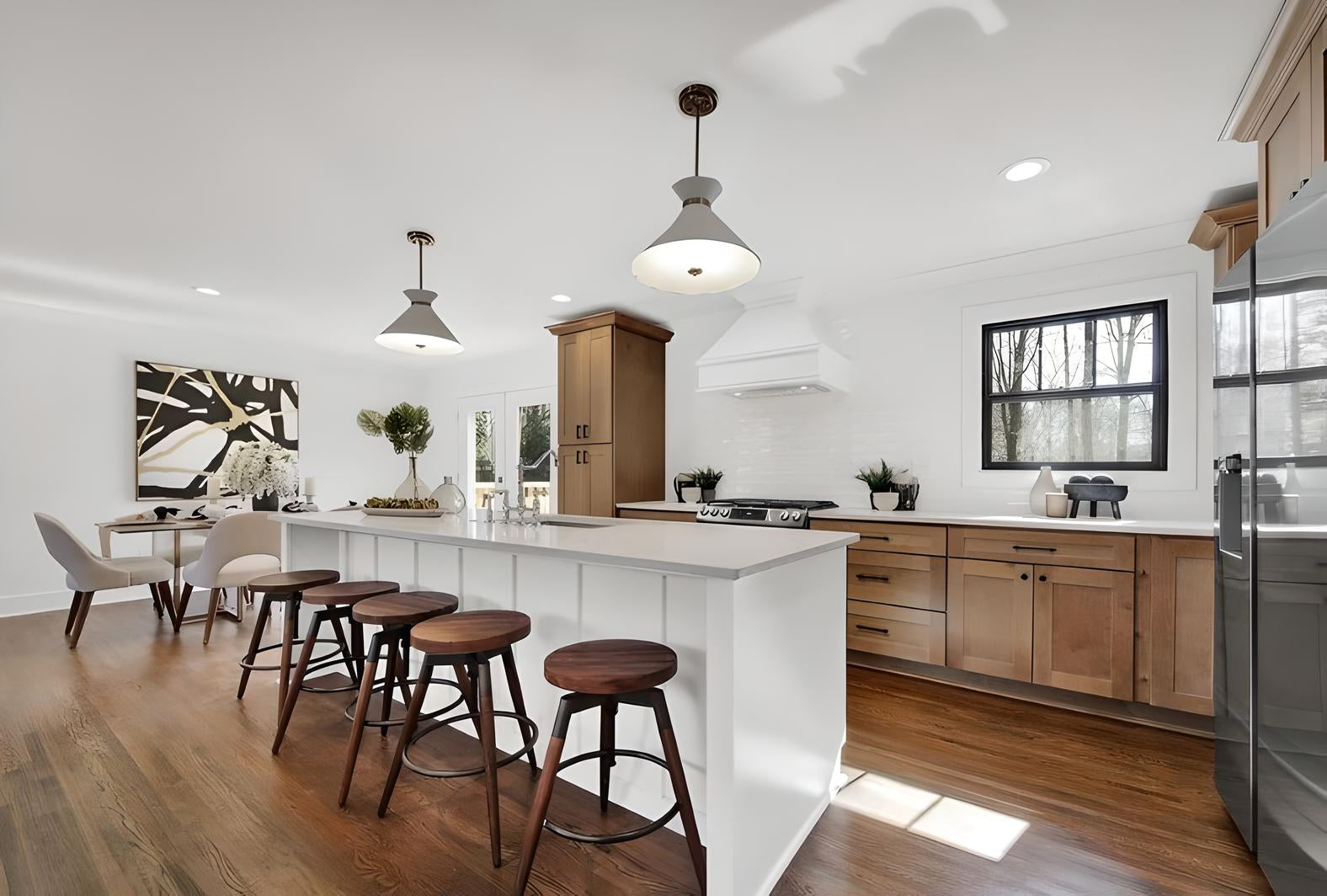Wholesale Cabinetry Solutions for Construction Companies, Home Builders, Interior Designers, and Real Estate Investors: Why L&C Cabinetry is Your Go-To Source