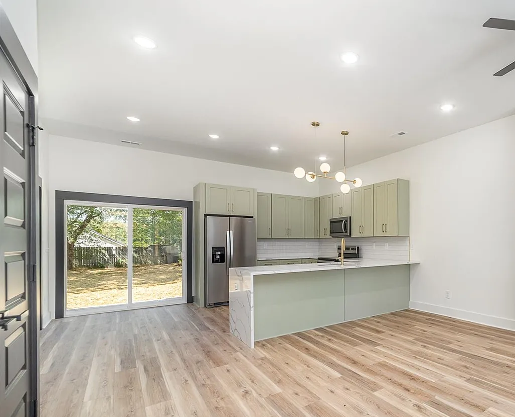 Charlotte's Premier Cabinet Wholesaler: Premium Solutions for the 2026 Housing Boom