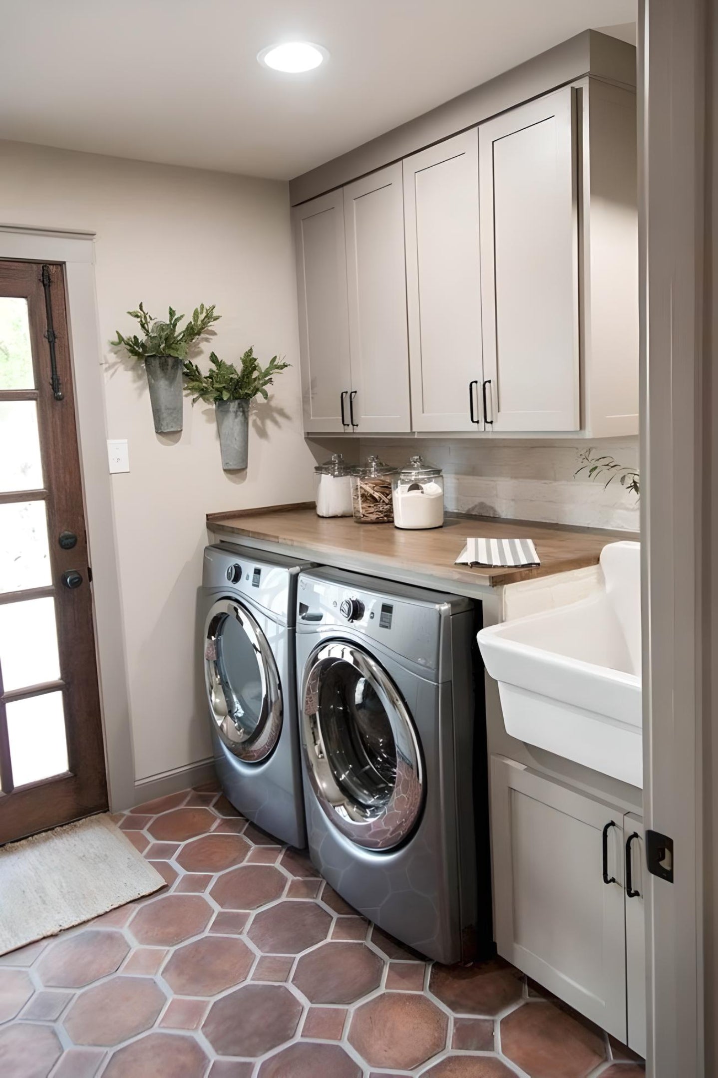 Transform Your Laundry Room with L&C Cabinetry: A Remodel That Blends Functionality and Style