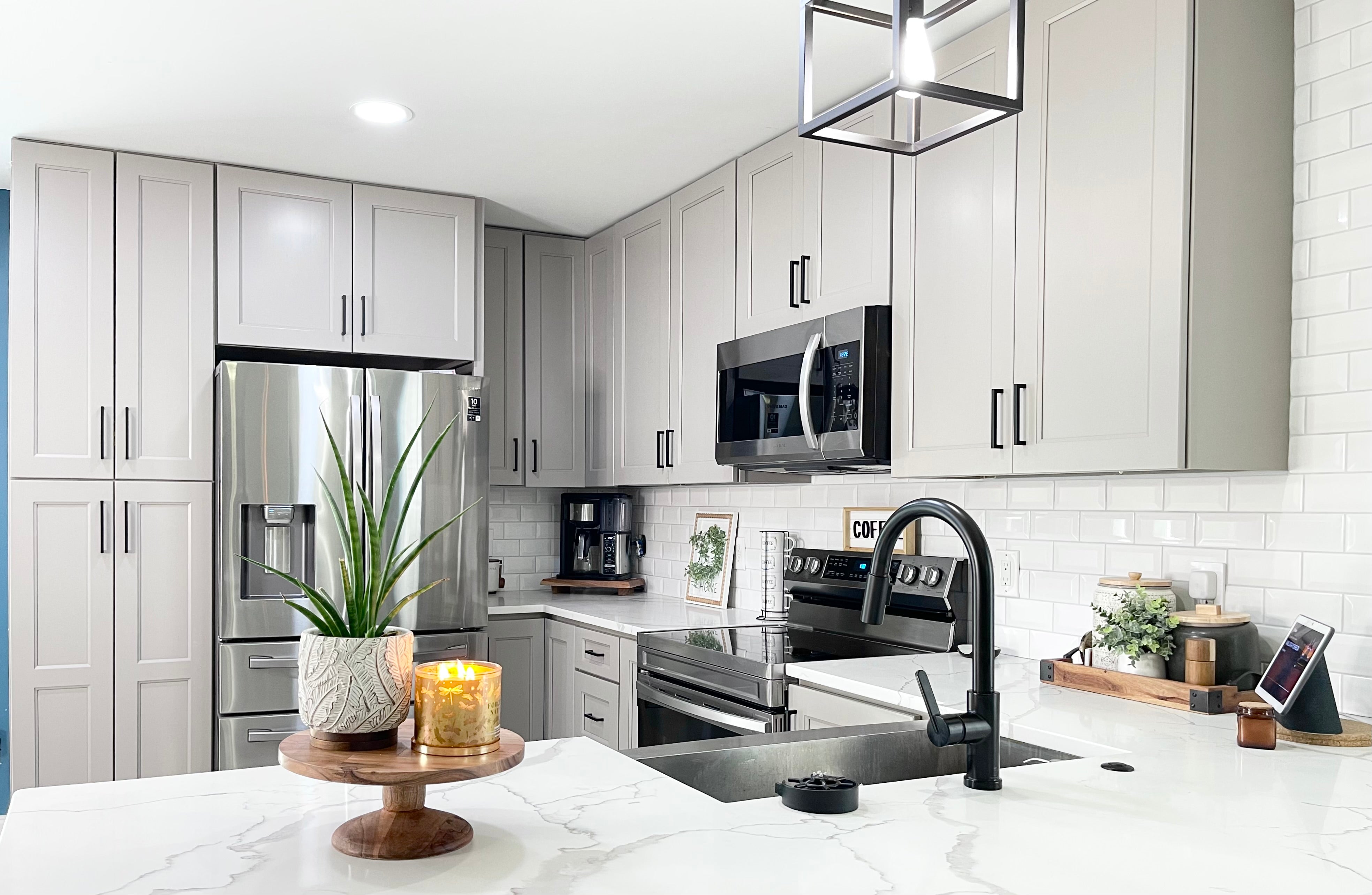 Choosing Between RTA Cabinets and Assembled Cabinets: Which Is Right for You?